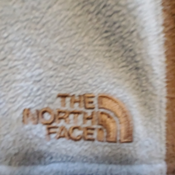 North Face - Picture 2 of 2